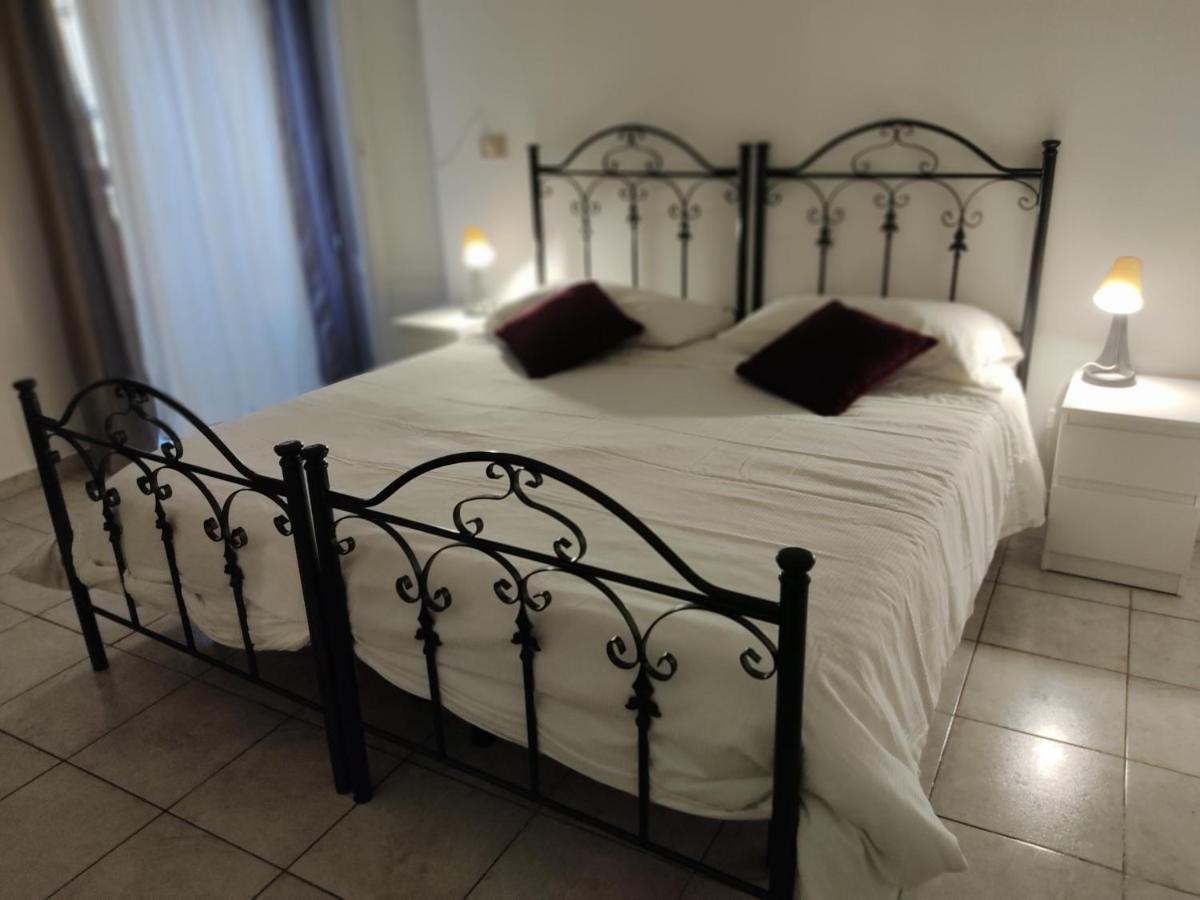 Aparthotel Crispi *